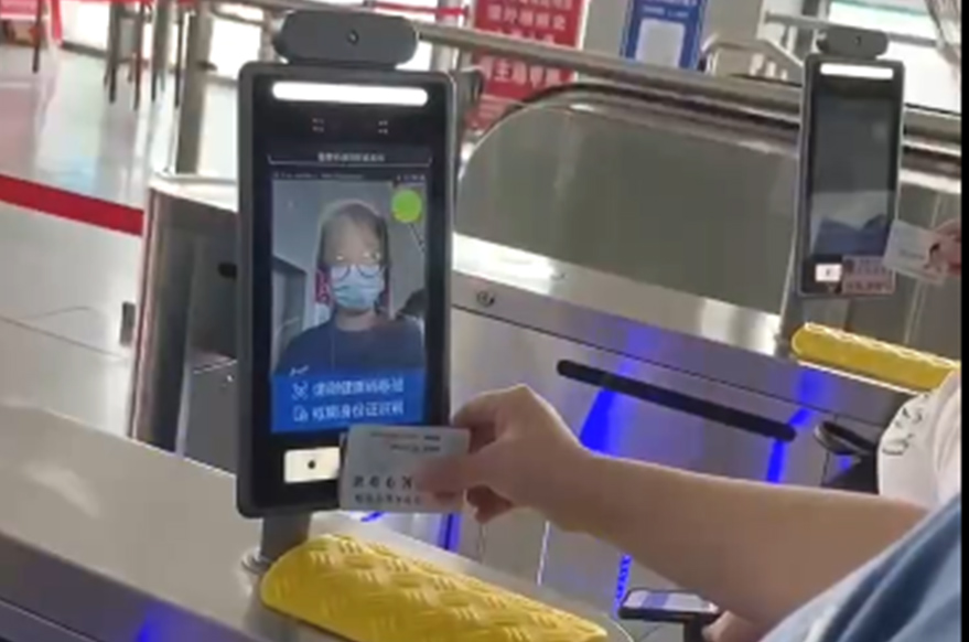 河南硬核科技助力疫情防控，数字哨兵上岗了！