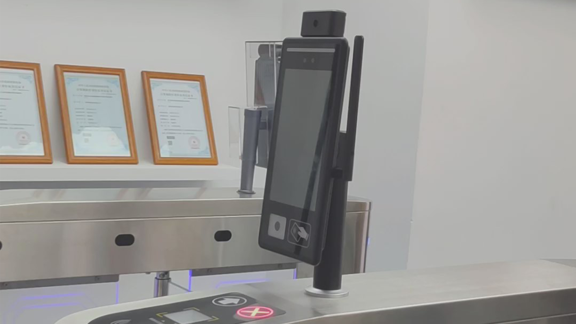 捷易物联数字哨兵在陕西、新疆、上海成为得力的疫情防控卫士