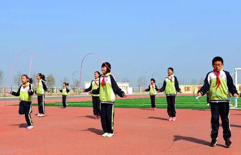 AI多人跳绳，畅享身心盛宴！