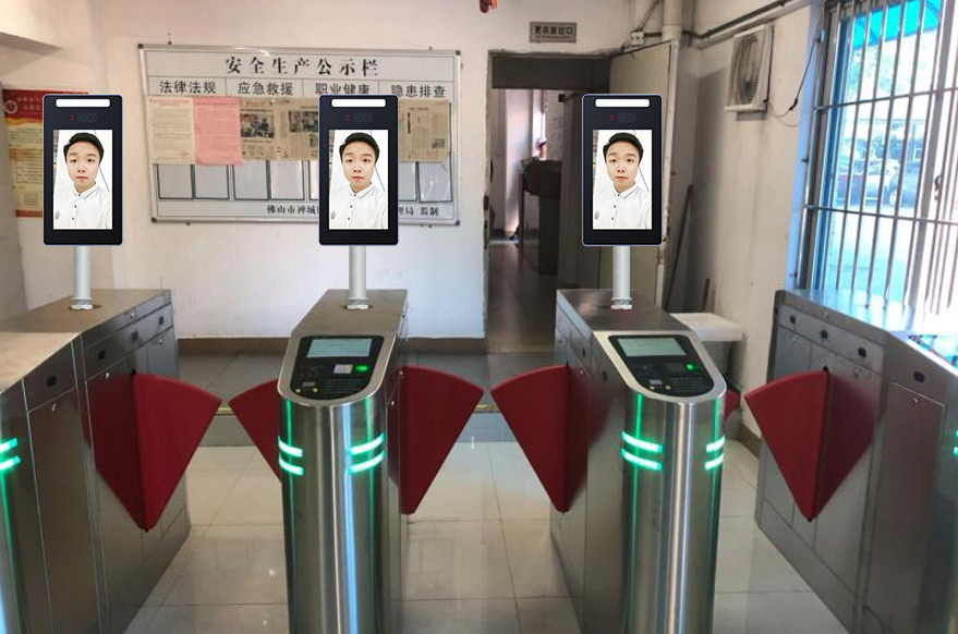 7寸无感非接触人脸识别门禁机，赶快来围观看看_深圳捷易科技